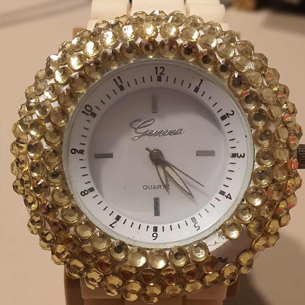 🦋10/$20🦋 Geneva White/Yellow  Rhinestone Silicone Women's Watch